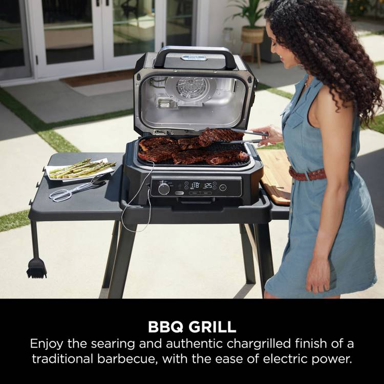 Ninja Woodfire Pro XL electric BBQ grill with cover - British product