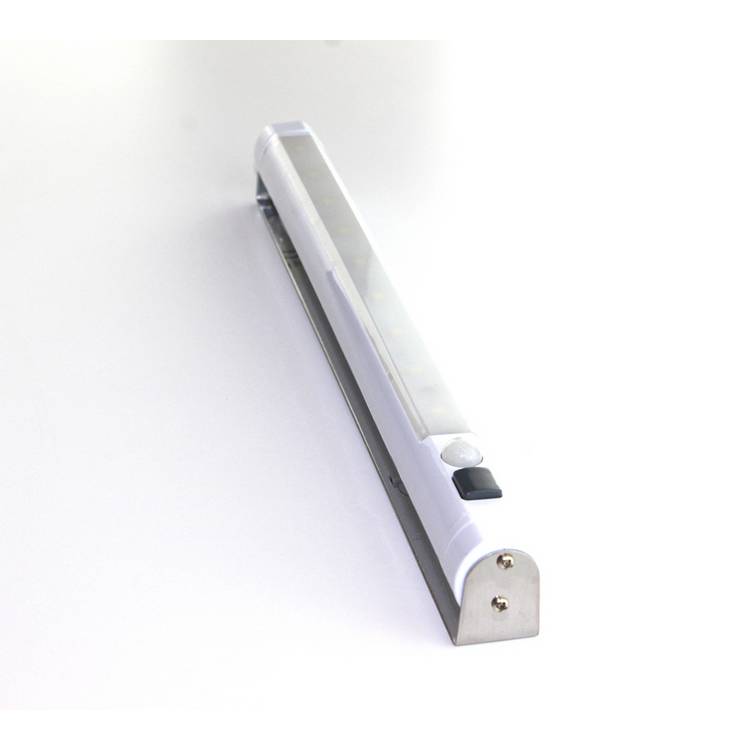 Ravencourt LED motion sensor night light (British brand)