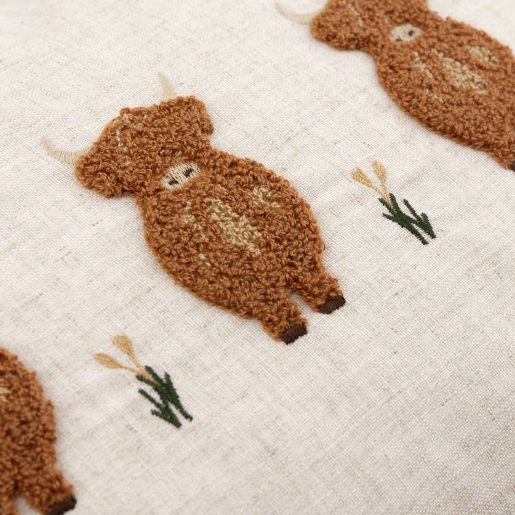 Wylder cushion highland cow beige 50x30cm, imported from the UK