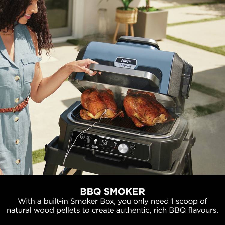 Ninja Woodfire Pro Connect XL electric BBQ and cover, blue (British brand)