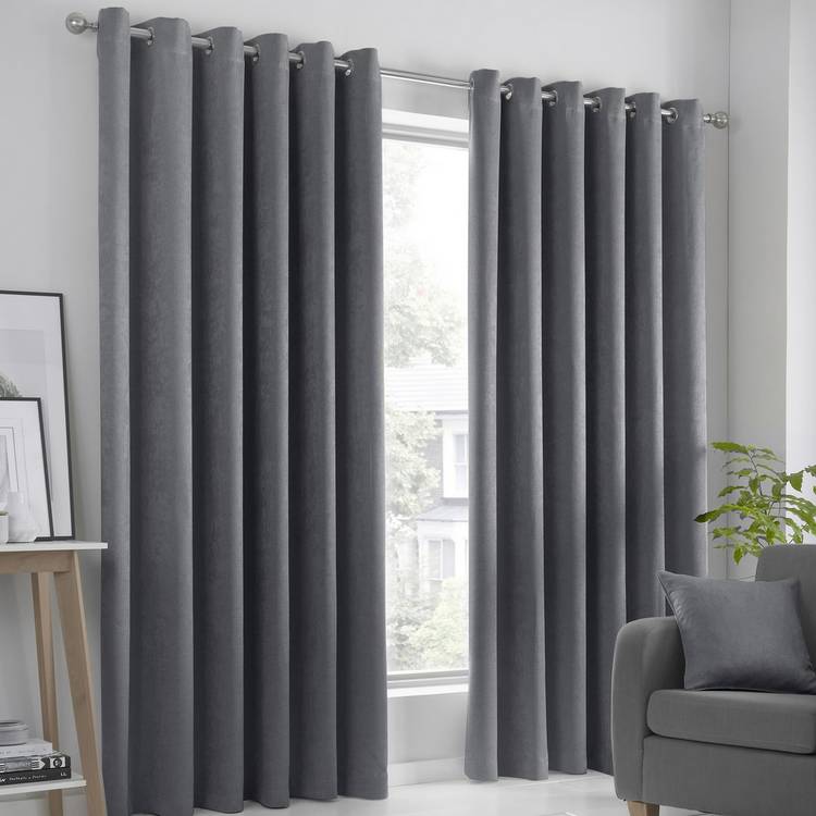 Fusion dim-out eyelet curtains charcoal 117x137cm - British product