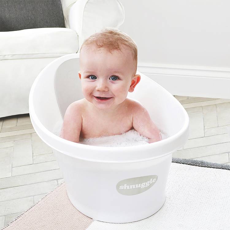 Shnuggle baby bath with bum bump design, imported from the UK