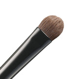 Suqqu eyeshadow brush (British brand)