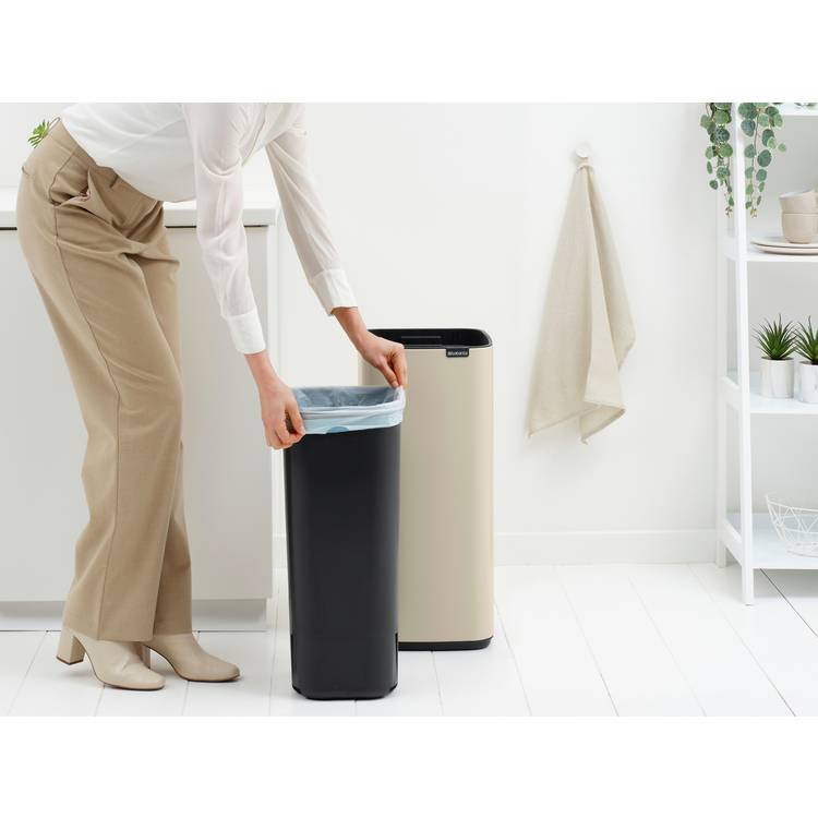 Brabantia touch bin Soft Beige 30 litre, UK version