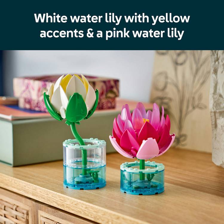 LEGO Botanicals Water Lilies building set 259 pieces - British product