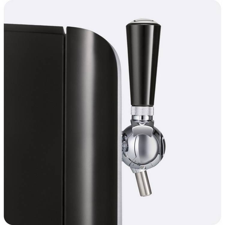PerfectDraft Pro beer machine silver, imported from the UK