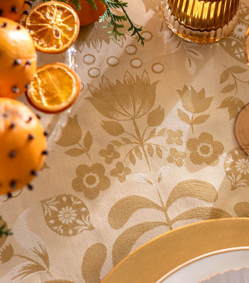 Le Jacquard Français Féerie tablecloth 175cm x 320cm, UK version