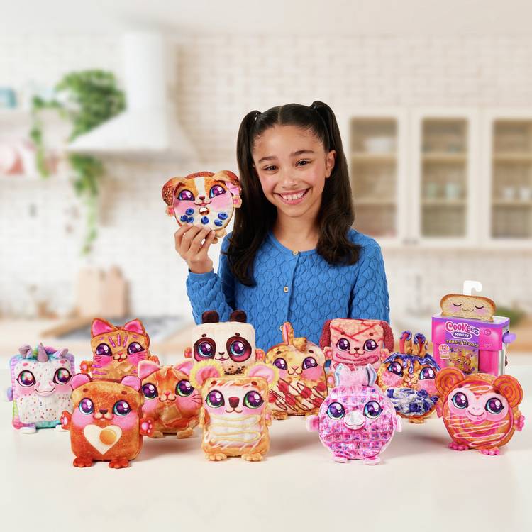Cookeez Makery Toasty Treatz plush toy with scented toaster, UK version
