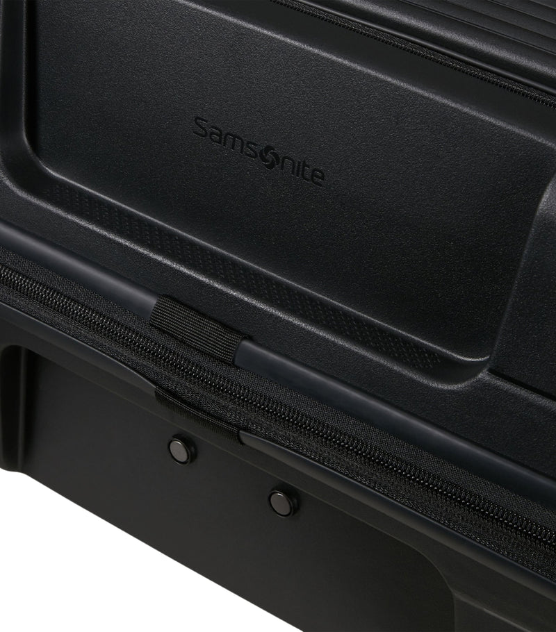 Samsonite Paralux cabin suitcase 55cm, imported from the UK
