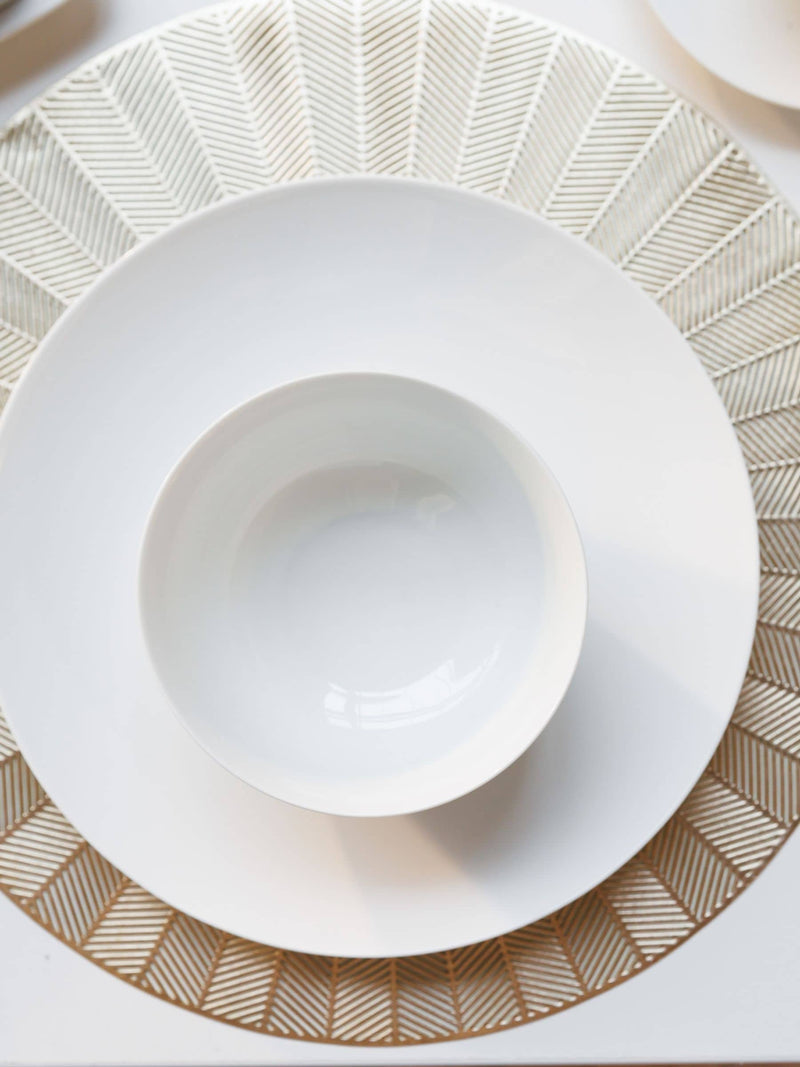Mikasa Chalk porcelain dinner plate set of 4, imported from the UK