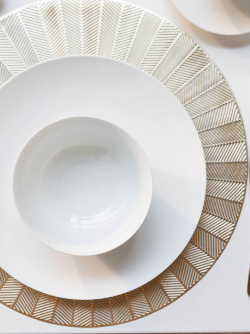 Mikasa Chalk porcelain dinner plate set of 4, imported from the UK