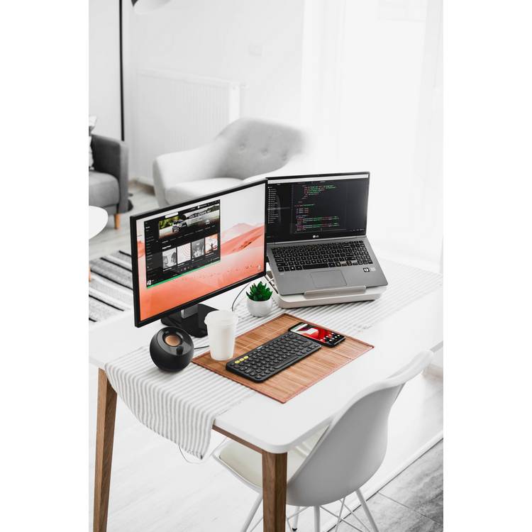 Creative Pebble v1 USB desktop speakers - British product