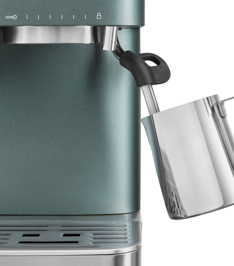 KitchenAid semi automatic espresso machine with burr grinder, UK version