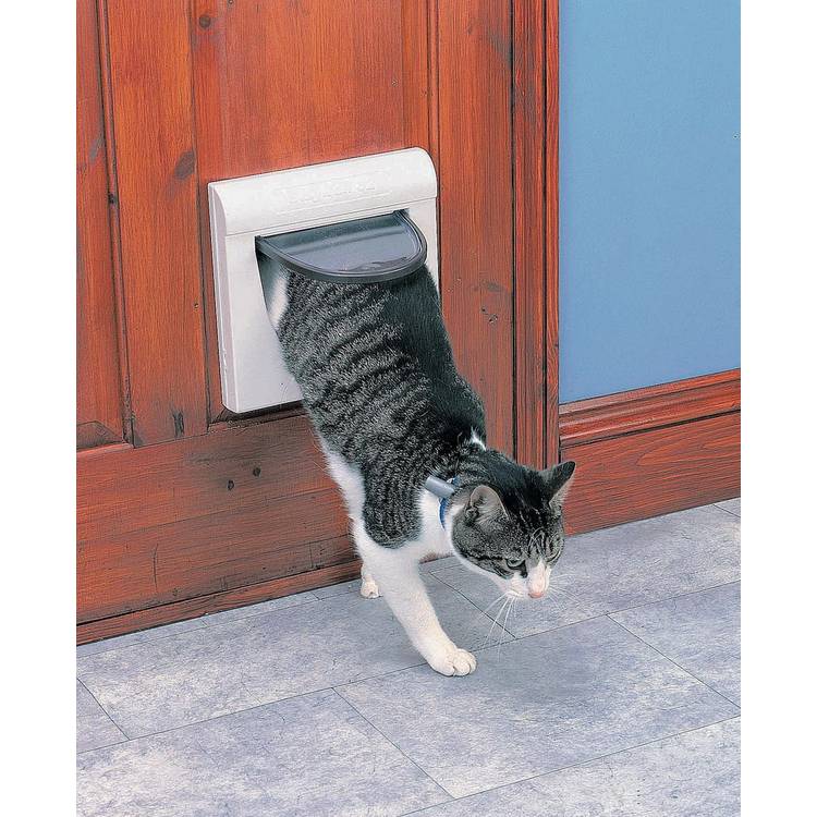 PetSafe Staywell Classic cat flap white (British brand)