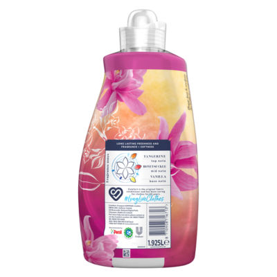 Comfort Honeysuckle & Sandalwood fabric conditioner 1.925L - British product