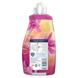 Comfort Honeysuckle & Sandalwood fabric conditioner 1.925L - British product