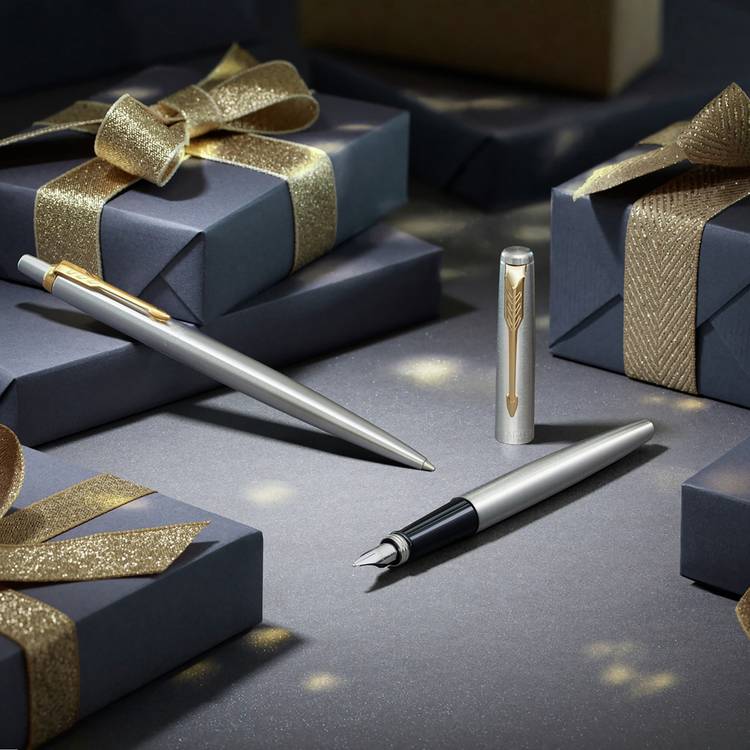 Parker Jotter fountain pen gold trim - British product