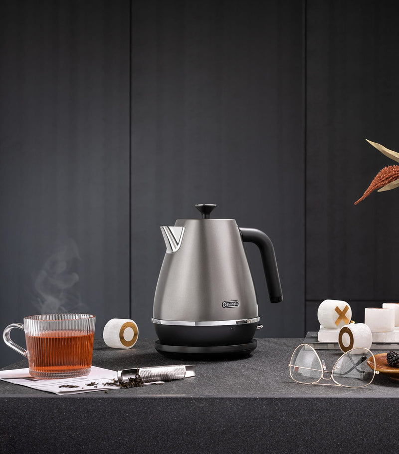 De'Longhi Distinta X kettle 1.7L stainless steel (British brand)