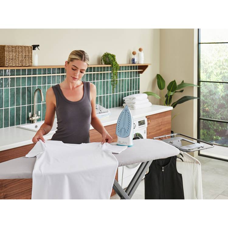 Morphy Richards Crystal Clear steam iron, imported from the UK