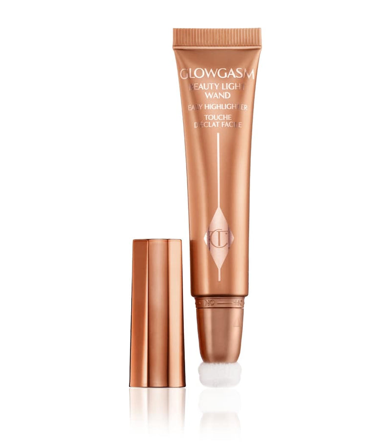 Charlotte Tilbury Glowgasm Beauty Light Wand highlighter, UK version