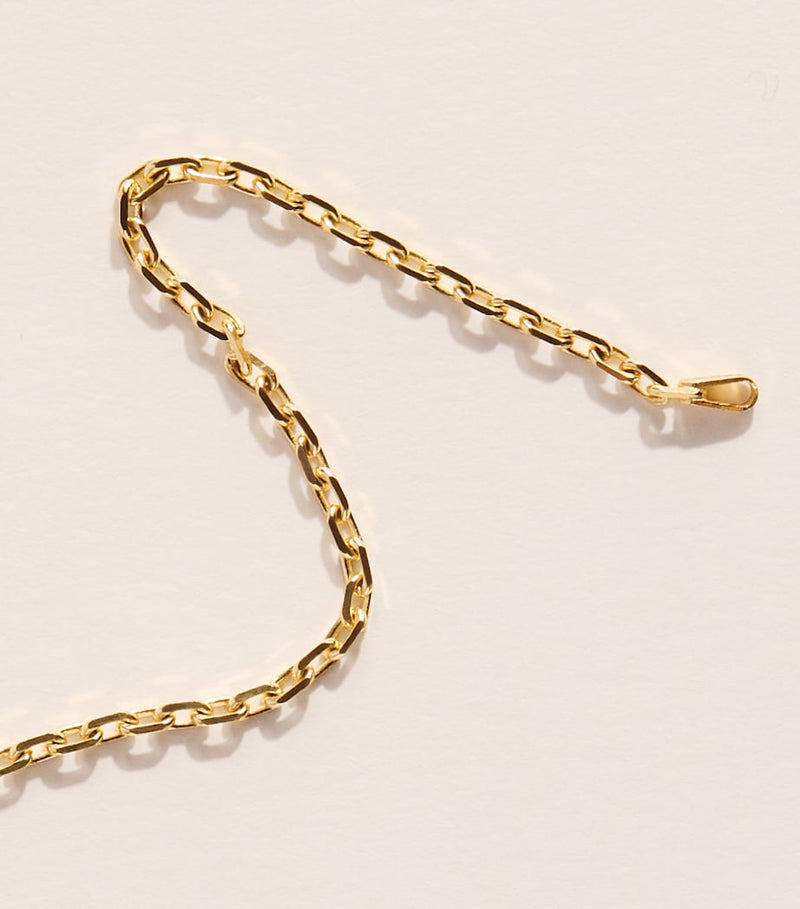 Jade Trau yellow gold rectangle chain necklace, UK version