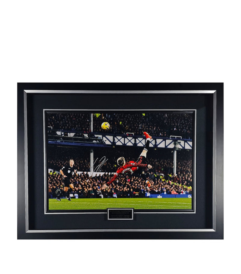 Leipzig Galleries framed signed photo of Garnacho bicycle kick - British product