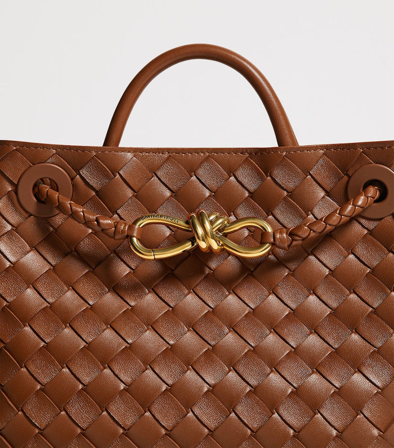 Bottega Veneta Andiamo small leather top-handle bag, UK version