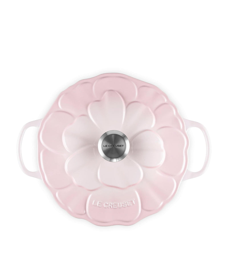 Le Creuset cast iron petal casserole 26cm (British brand)
