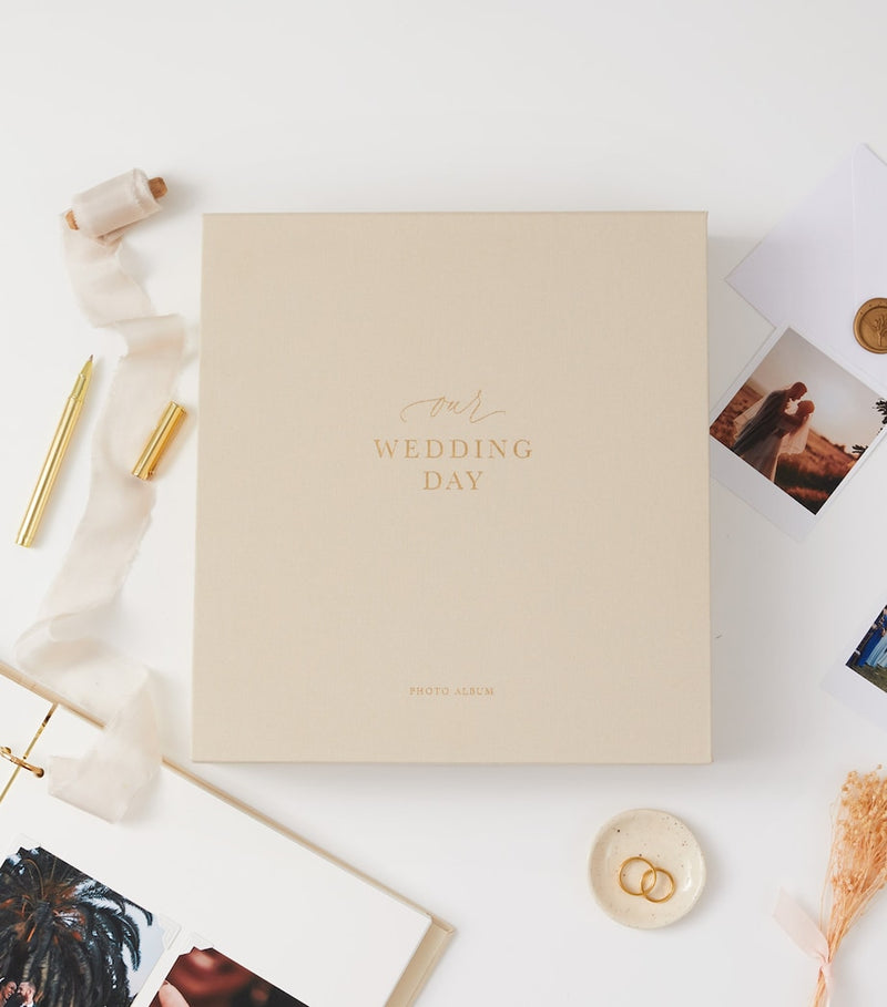 Blush and Gold wedding photo album with slipcase and envelope - British product