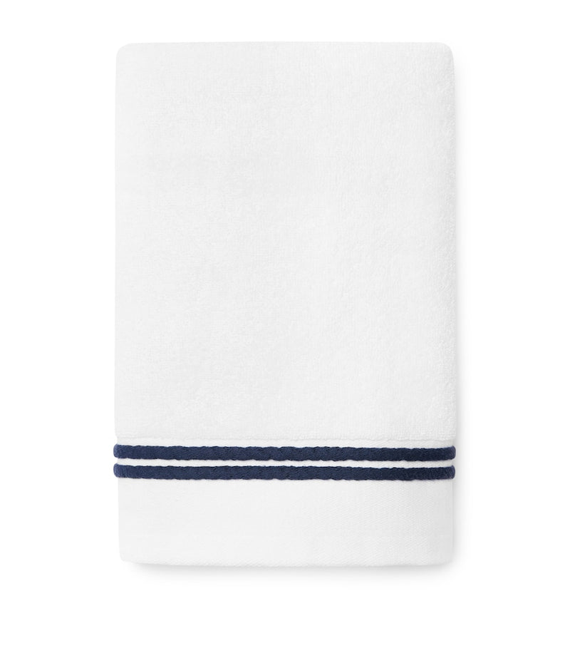 Sferra cotton hand towel with striped design, 20cm x 30cm (British brand)