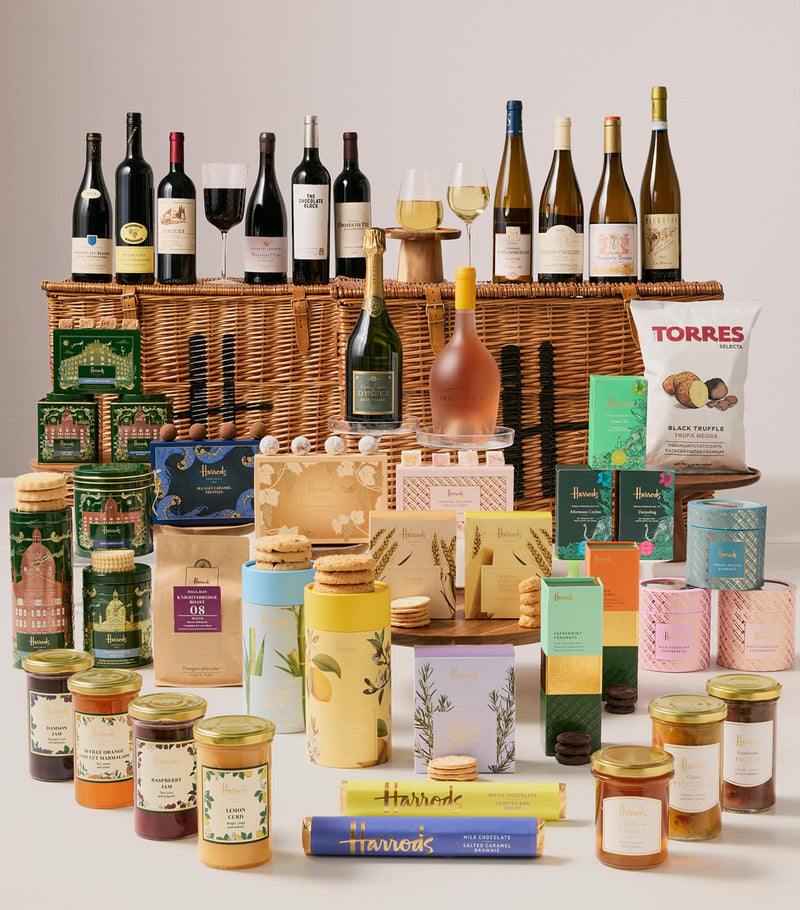 Harrods Banquet Hamper, UK version