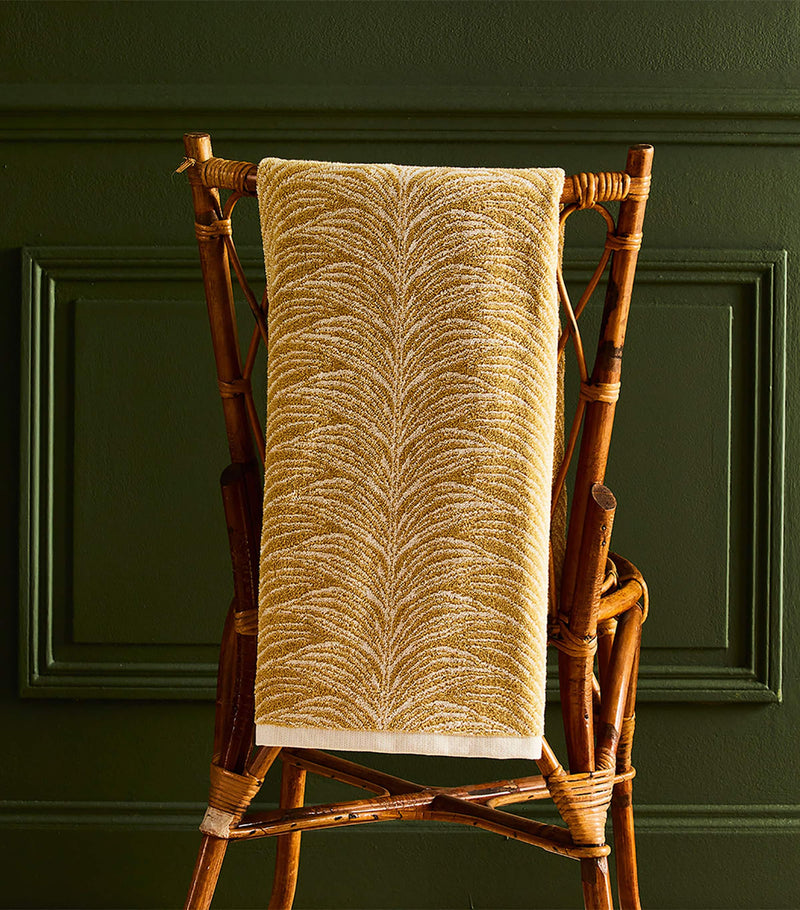 Yves Delorme Pollen guest towel 42cm x 70cm (British brand)