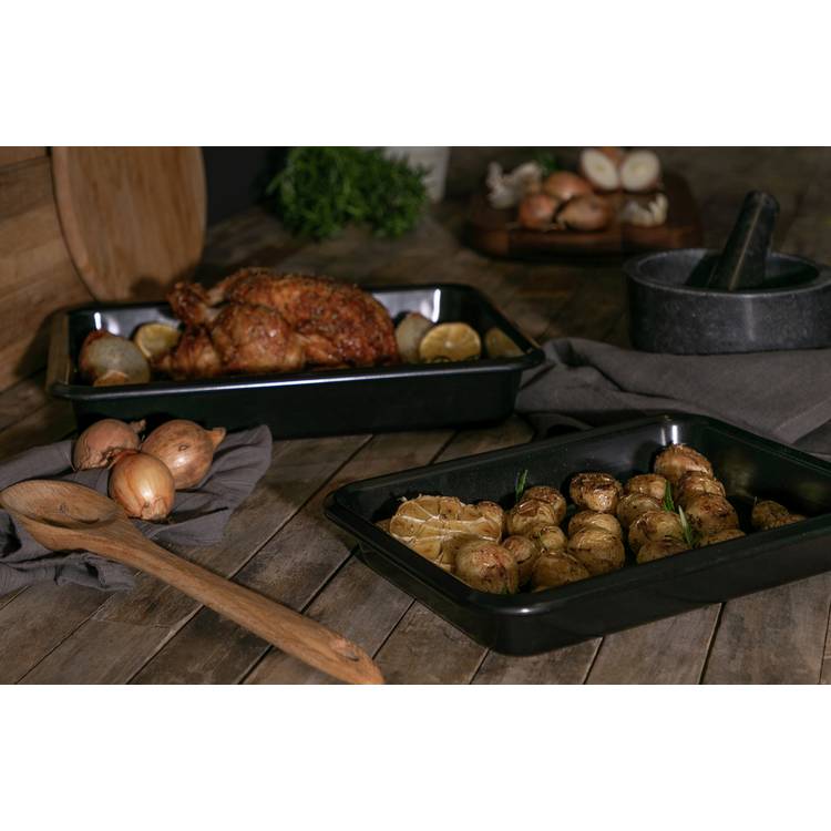 Habitat non stick roasters set of 2 (British brand)