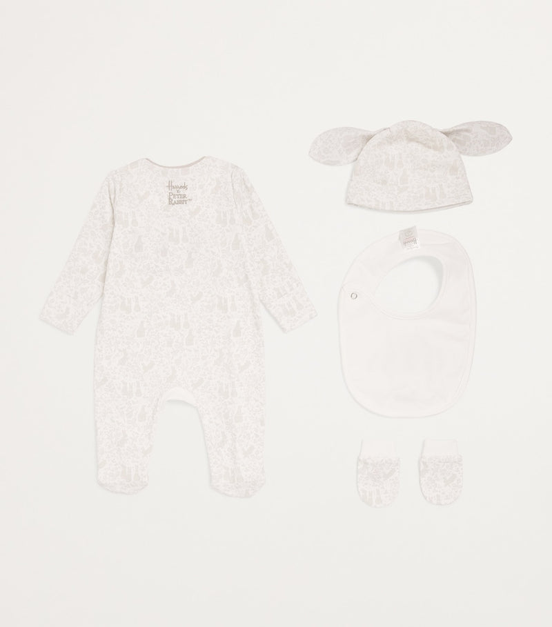 Harrods baby gift set Peter Rabbit 0-9 months, UK version