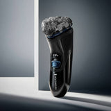 Remington R4002 cordless rotary shaver, imported from the UK