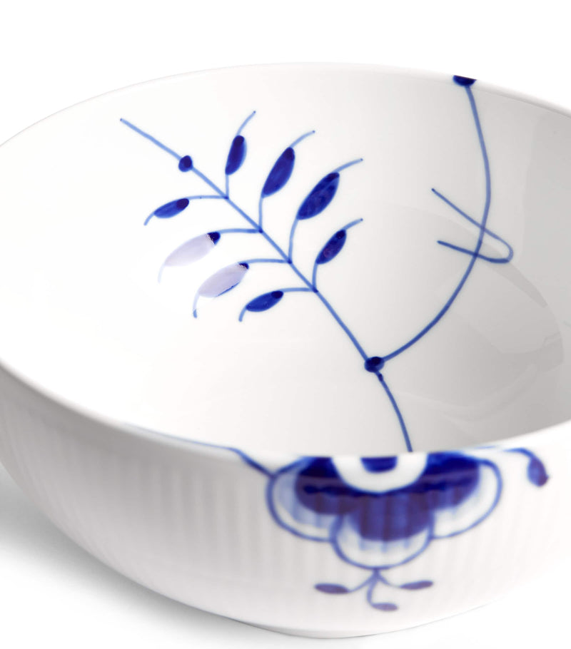 Royal Copenhagen blue fluted mega bowl 21cm, imported from the UK