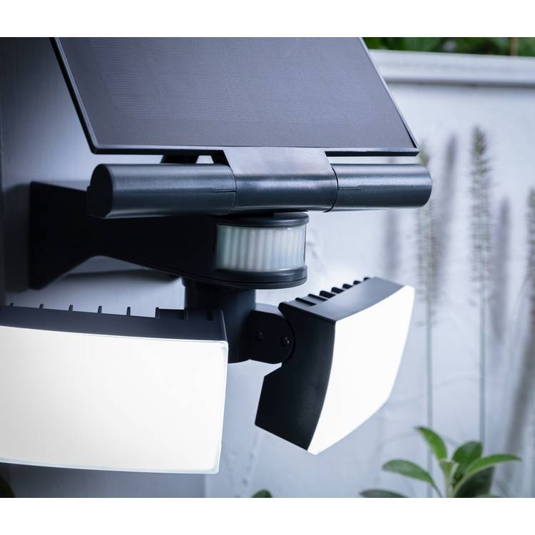 Argos Home solar PIR floodlight 1000 lumens, imported from the UK