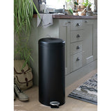 Habitat 30 litre pedal bin black - British product