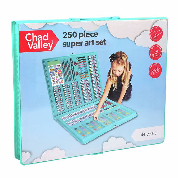 Chad Valley 250 piece super art set - British product