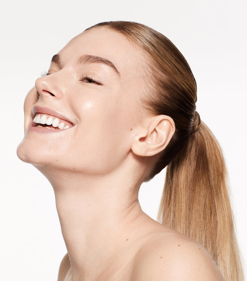 Shiseido Revitalessence Skin Glow Foundation SPF 30 (British brand)