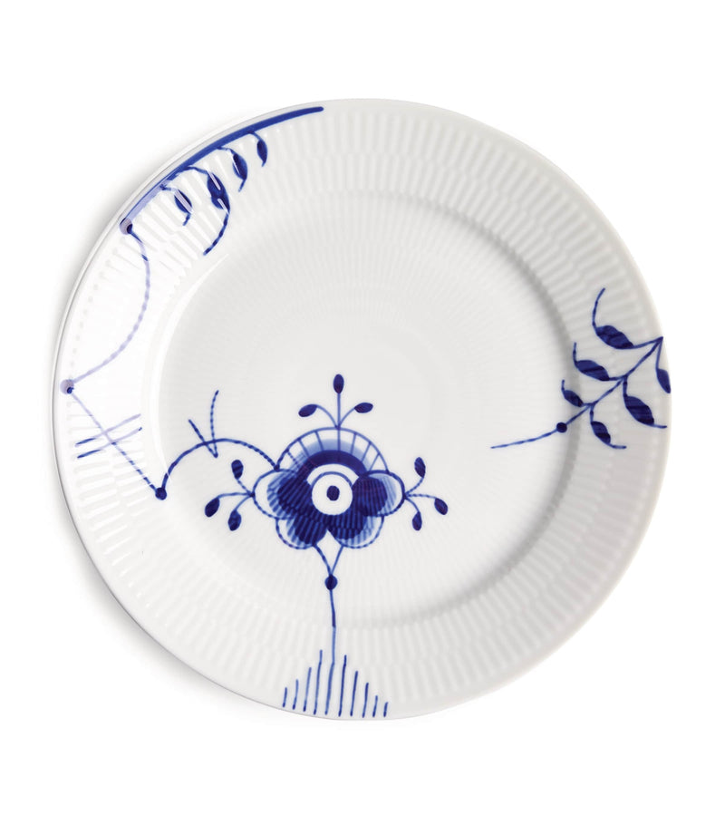Royal Copenhagen Blue Fluted Mega porcelain plate 27cm, imported from the UK