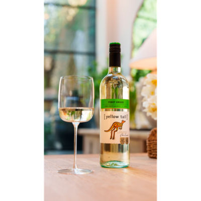 Yellow Tail Pinot Grigio white wine 750ml (British brand)