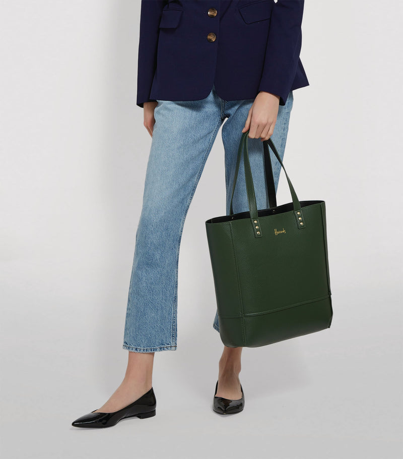 Harrods Fern tote bag pebbled polyurethane imported from the UK