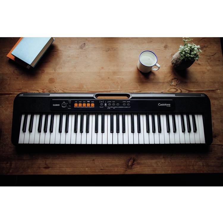 Casio beginners keyboard bundle with online lessons, UK version