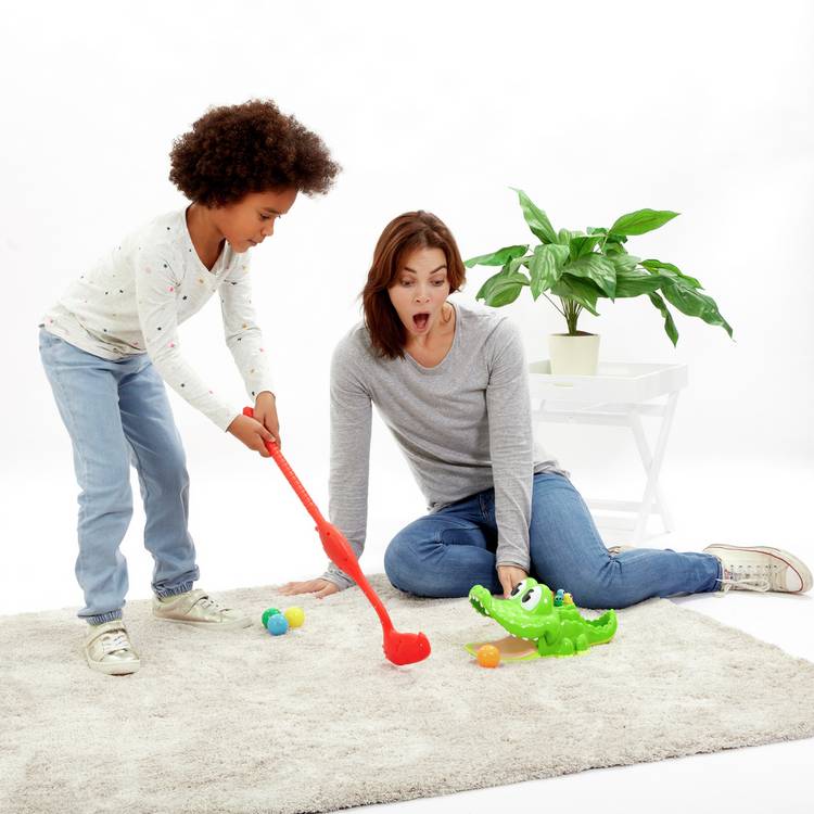 Goliath Gator Golf game indoor mini-golf toy (British brand)