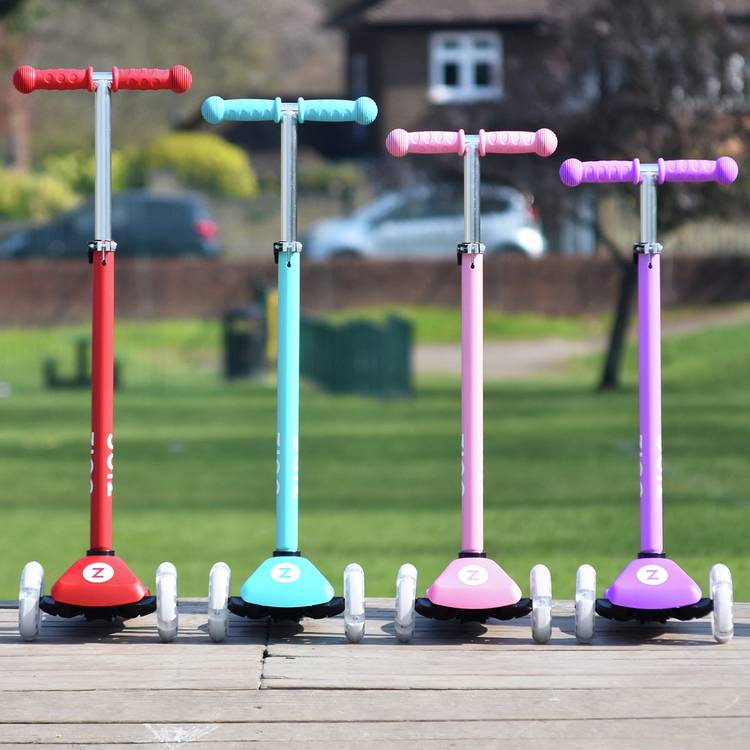 Zinc T-Motion light up scooter in pink (British brand)