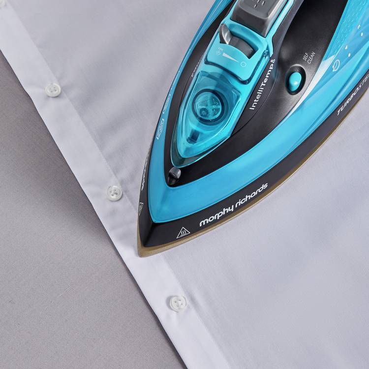 Morphy Richards Turbosteam steam iron, UK version