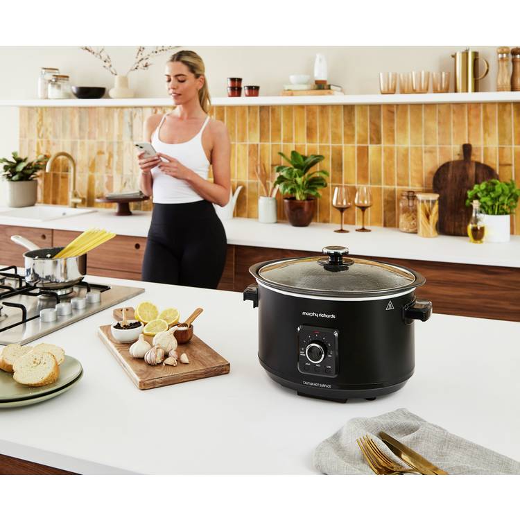 Morphy Richards 6.5L Easy Time Slow Cooker black, UK version