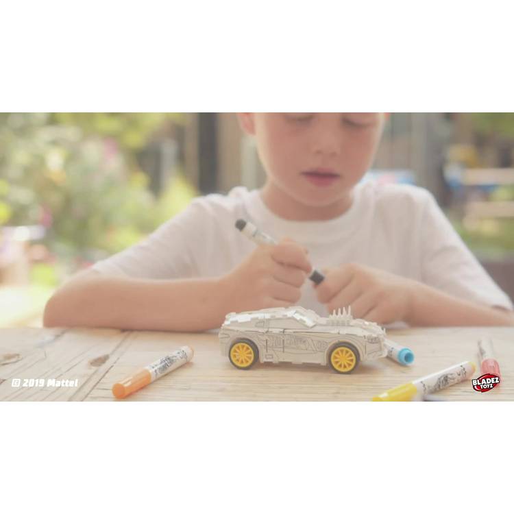Hot Wheels Maker Kitz custom race kit, UK version