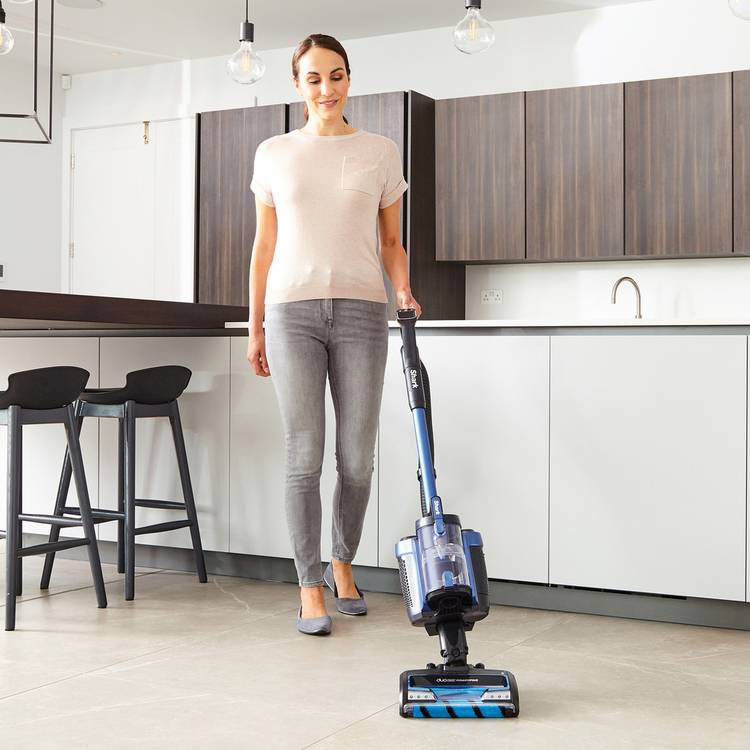 Shark Anti Hair Wrap cordless pet vacuum - British product